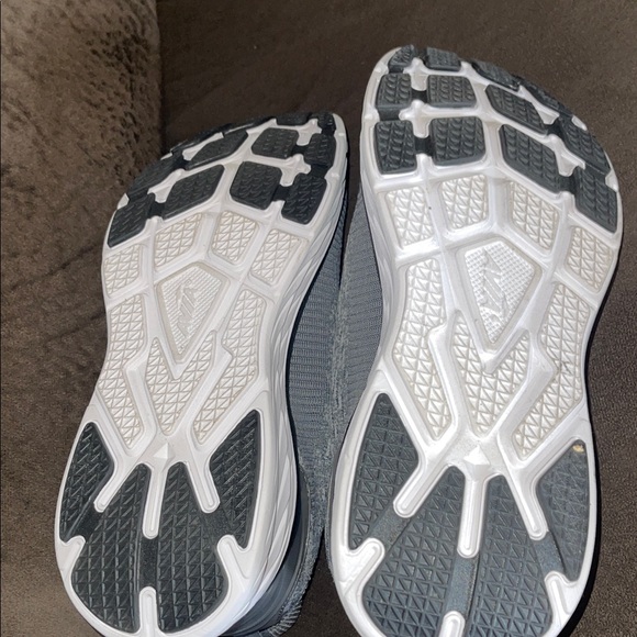 Avia Light Gray Athletic Shoes - Picture 6 of 6